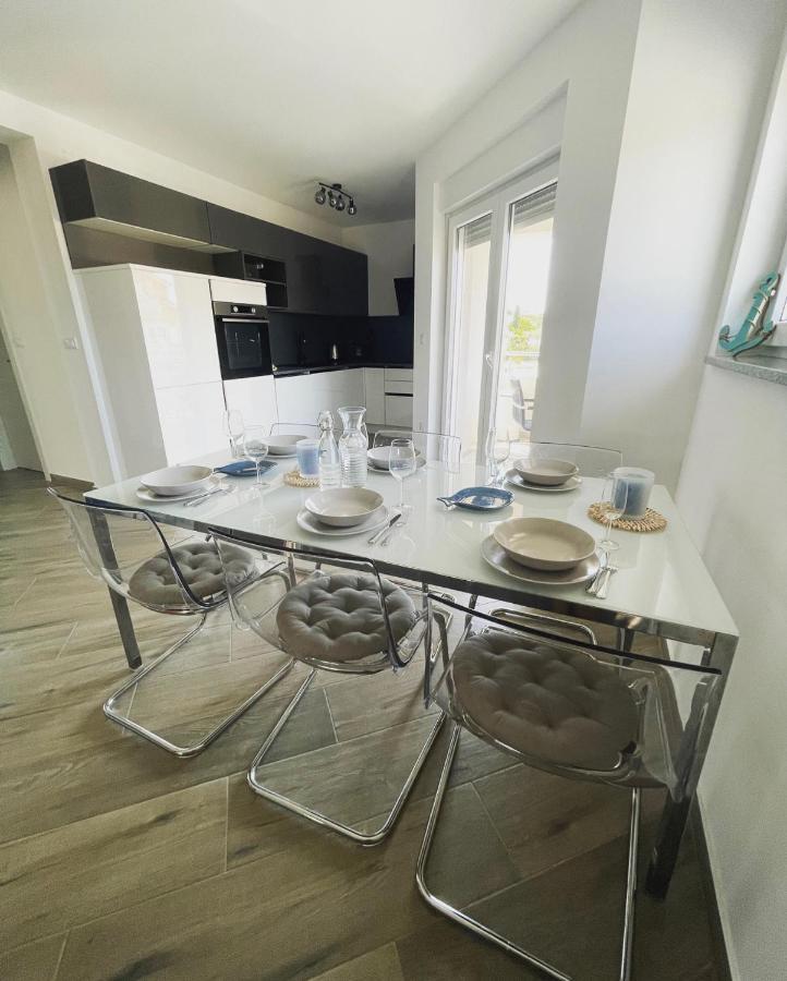 Apartment Mala เมดูลิน ภายนอก รูปภาพ